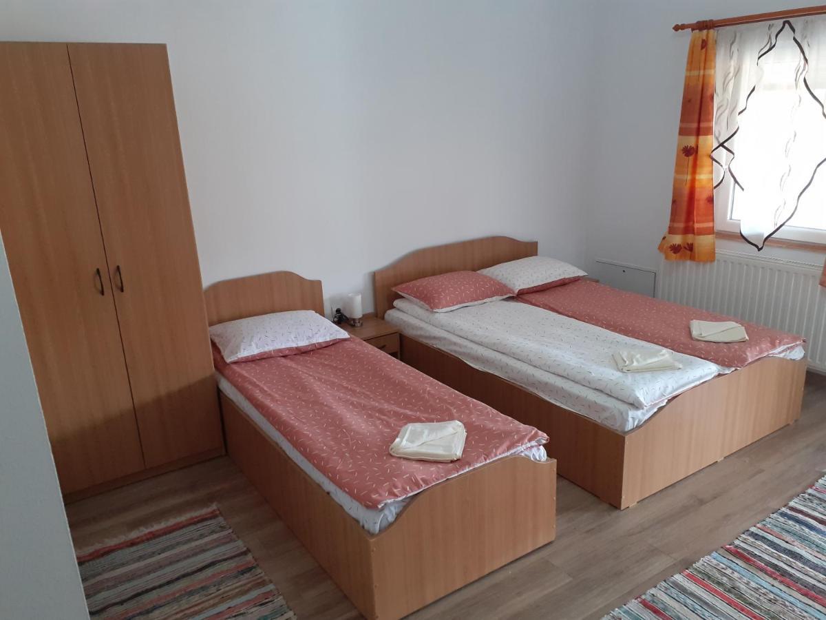 Kacso Apartma Ocna de Sus Exterior foto